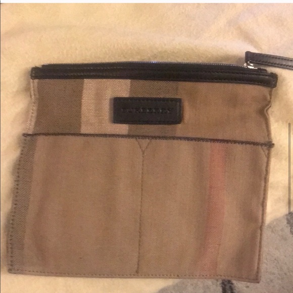 Authentic Burberry Bag- large canvas - Picture 6 of 10